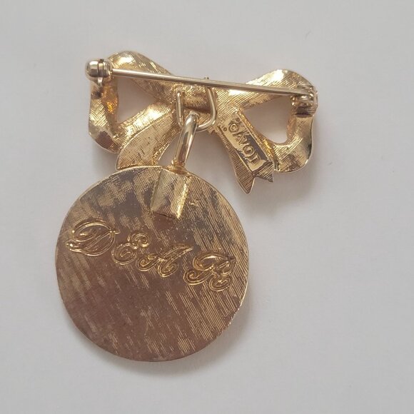 Avon Gold-Tone Bow Brooch Pendant With Engraved Round Pendant & Gem Accents - Picture 3 of 4